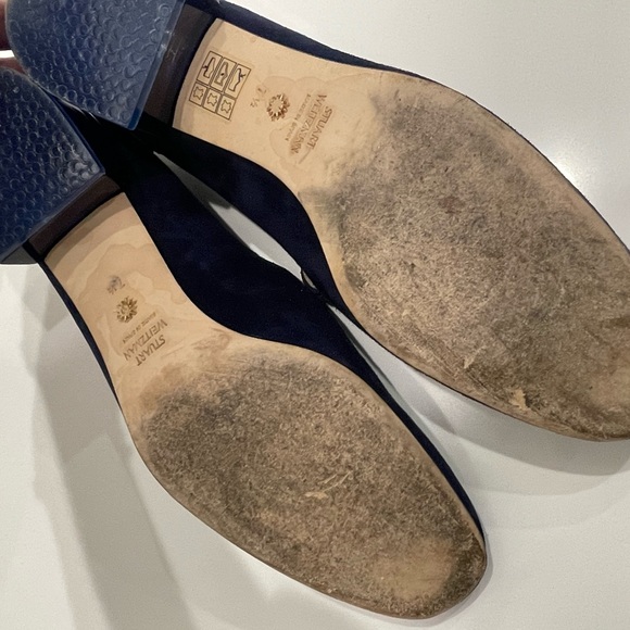 Navy Stuart weitzman loafers. - Picture 4 of 6